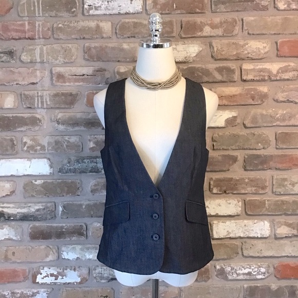 New York & Company Women's Denim Chambray 3 Button Vest 8 NEW - Picture 1 of 8